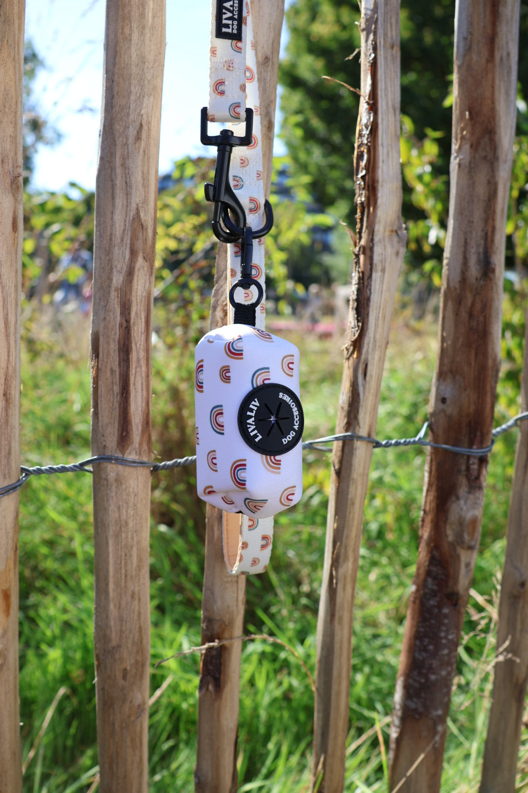 Poepzakjeshouder - 'Over the rainbow'